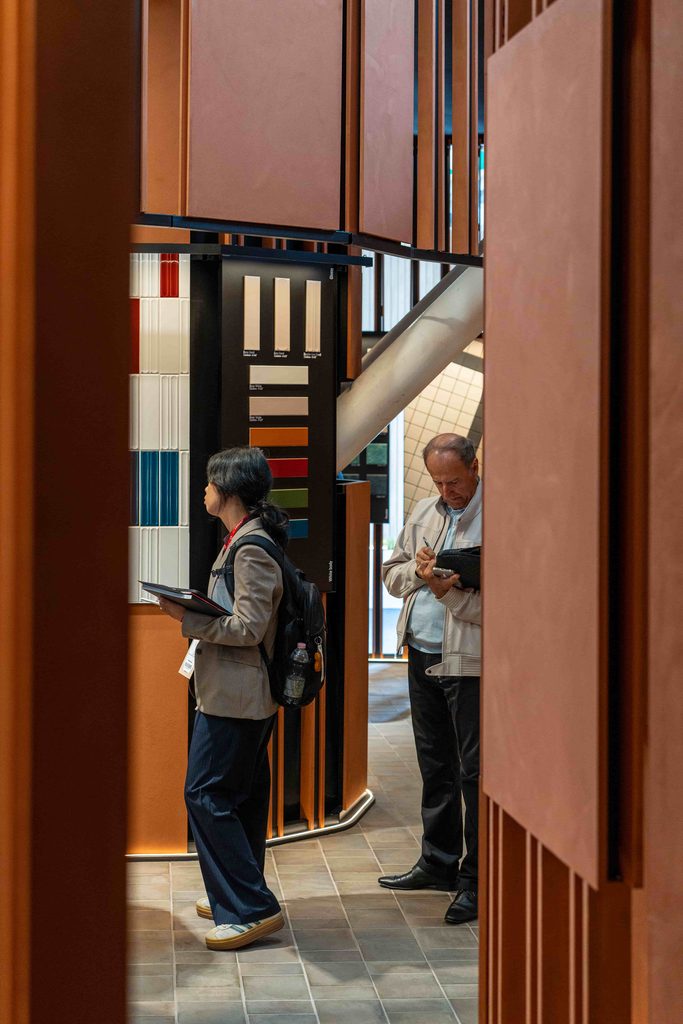 DECOCER_Earth in motion_Cersaie 2026